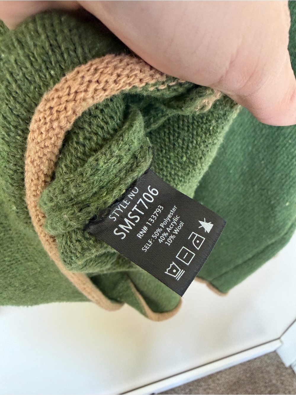 POL Green Oversized Knit Sweater with Tan Trim - Picture 3 of 5